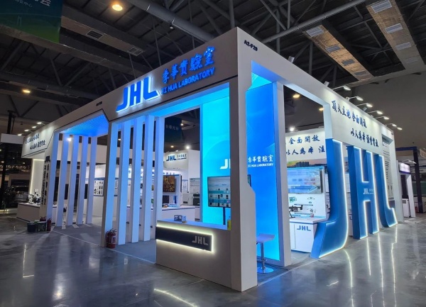 上海72㎡展位搭建費(fèi)用全解析！15萬(wàn)到50萬(wàn)+預(yù)算方案對(duì)比，助您精準(zhǔn)避坑！